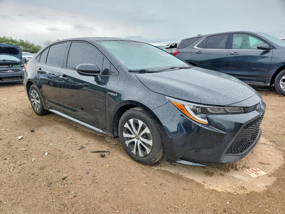 2020 TOYOTA COROLLA LE 4