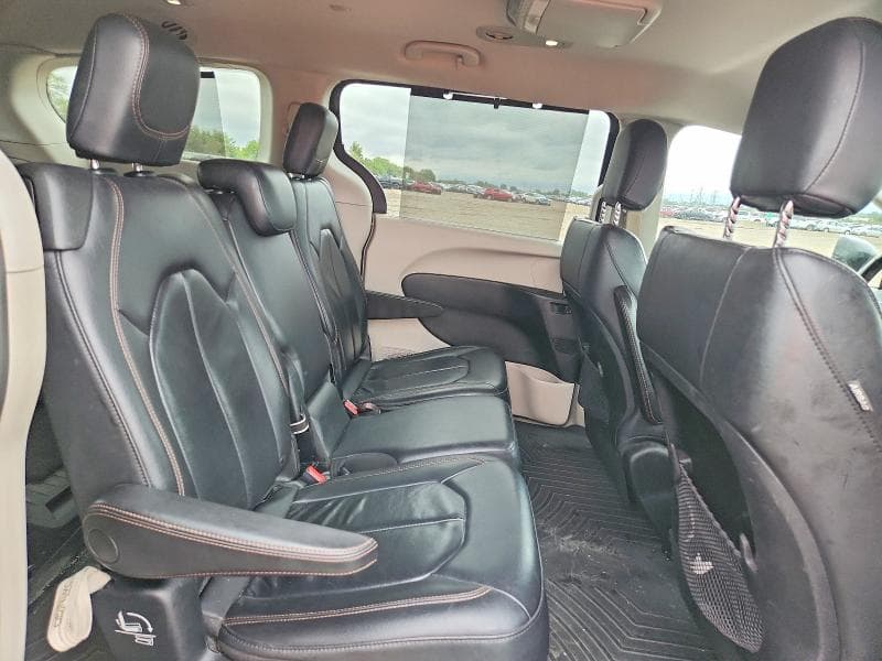 2017 CHRYSLER PACIFICA TOURING L 10