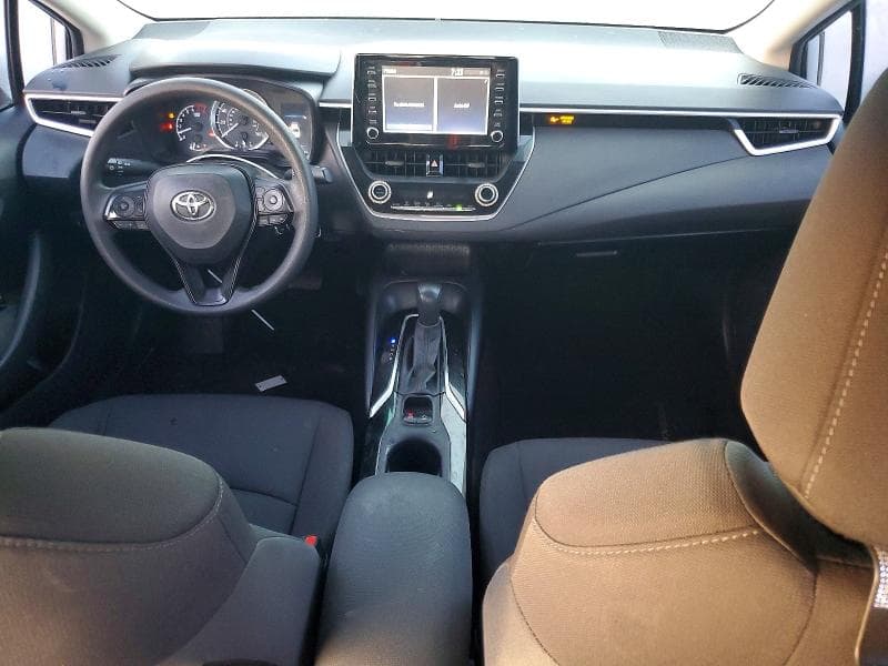 2020 TOYOTA COROLLA LE 8