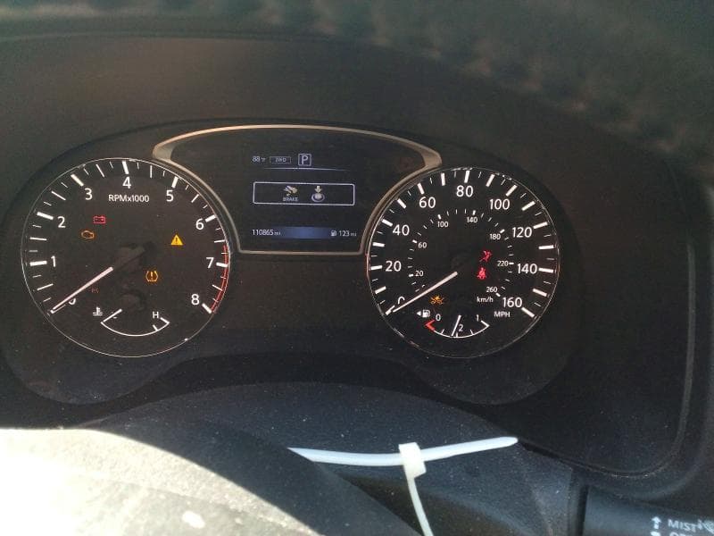 2018 NISSAN PATHFINDER SV 9
