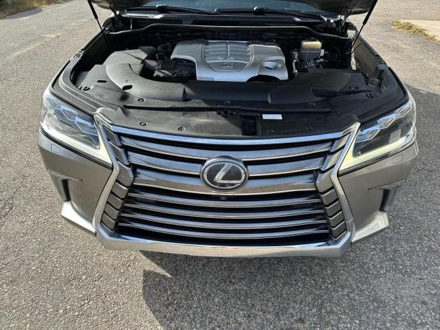 2018 LEXUS LX 570 7