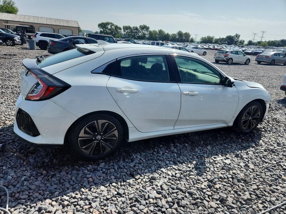 2017 HONDA CIVIC EX 3
