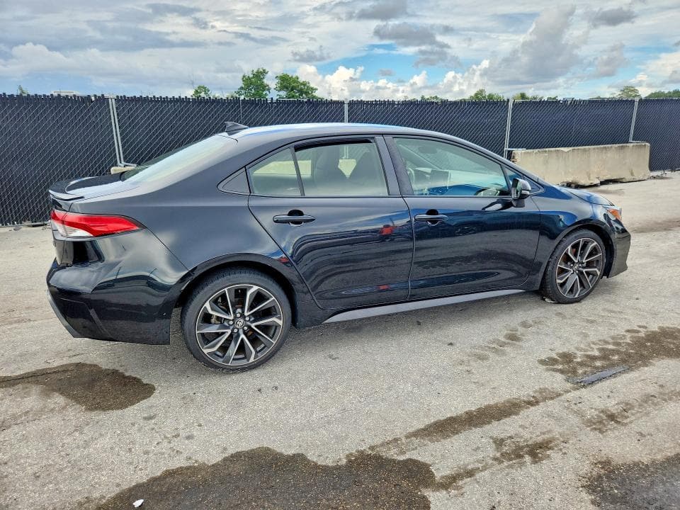 2020 TOYOTA COROLLA SE 3