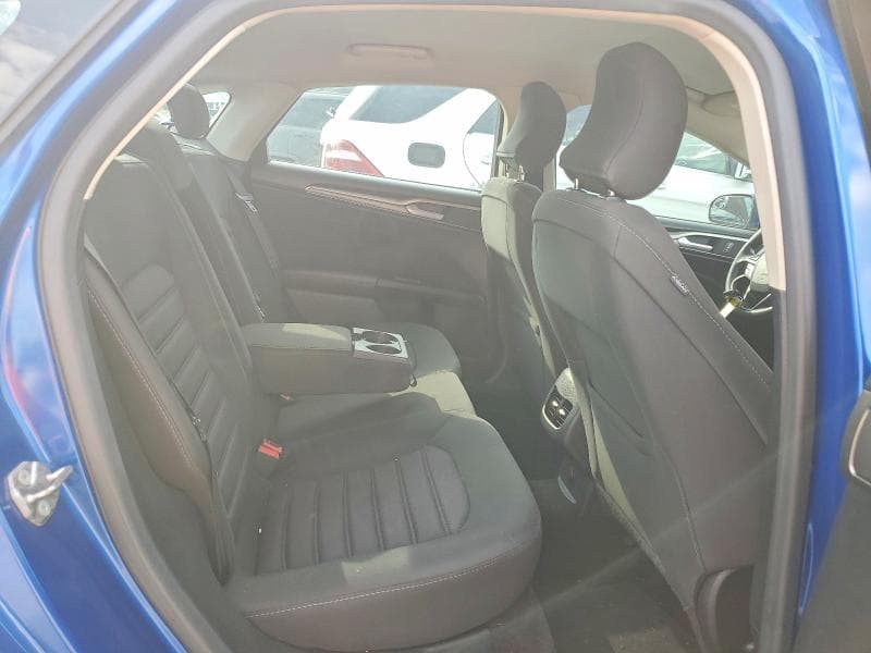 2017 FORD FUSION SE 10