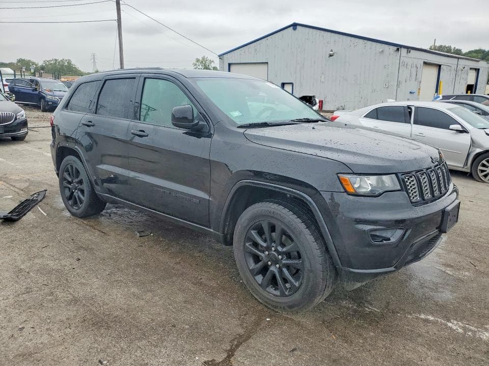 2017 JEEP GRAND CHEROKEE LAREDO 4