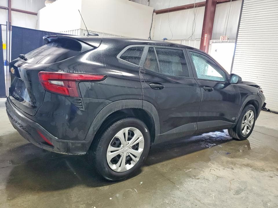 2026 CHEVROLET TRAX LS 3