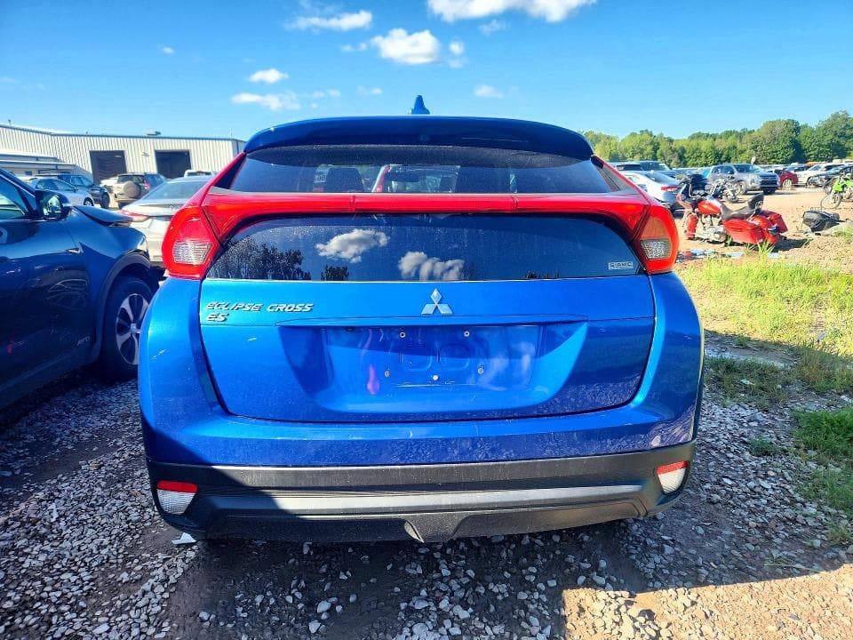 2020 MITSUBISHI ECLIPSE CROSS ES 6
