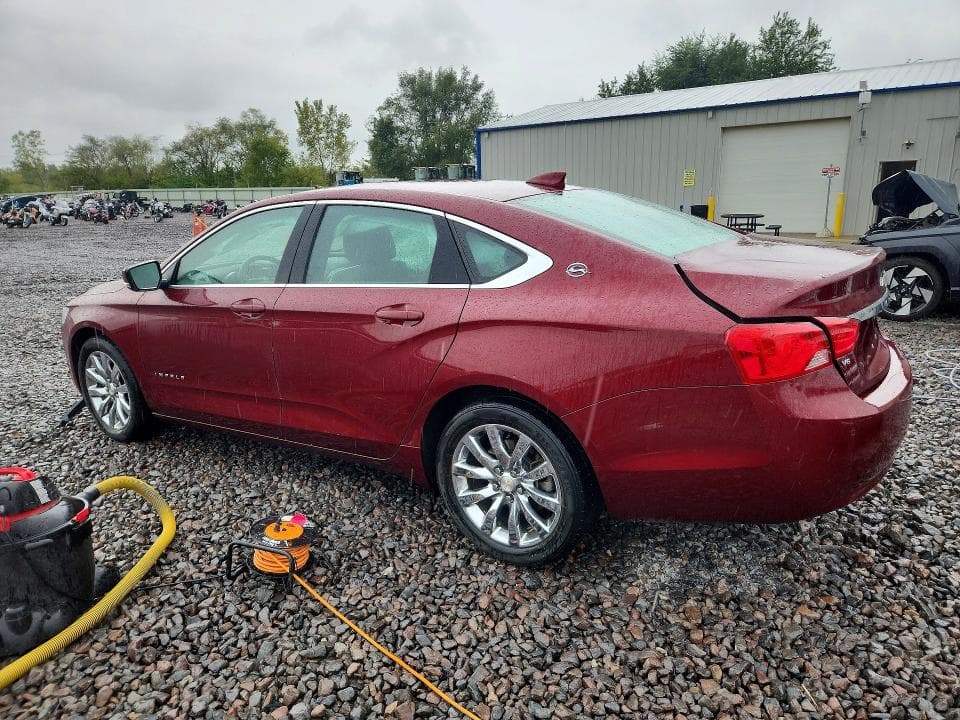 2017 CHEVROLET IMPALA LT 2