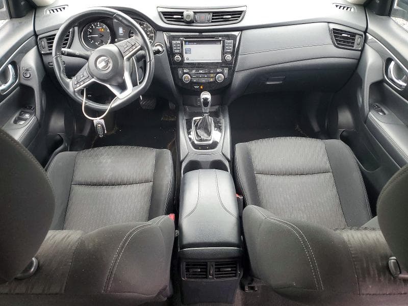 2017 NISSAN ROGUE SV 8