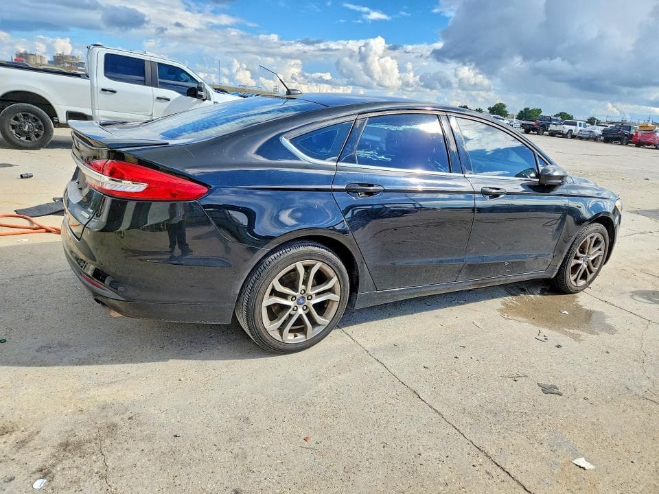 2017 FORD FUSION SE 3