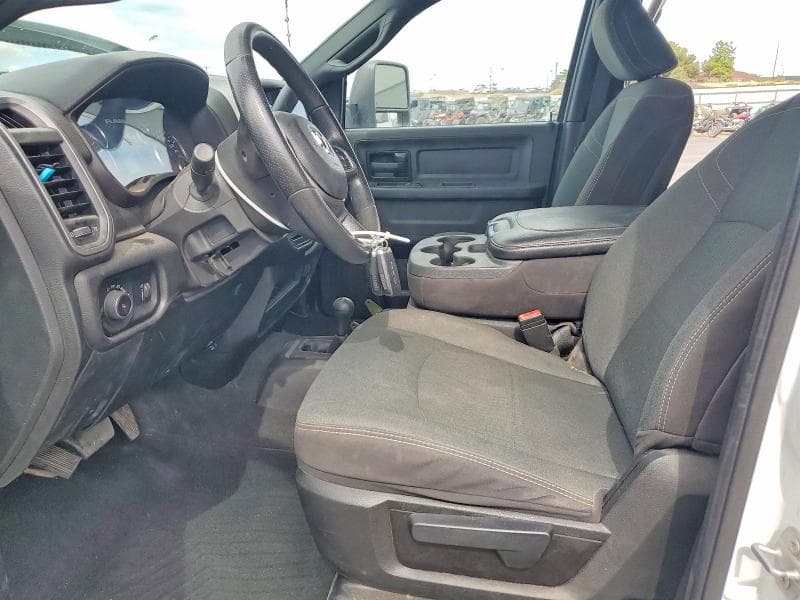 2023 RAM 3500 TRADESMAN 7