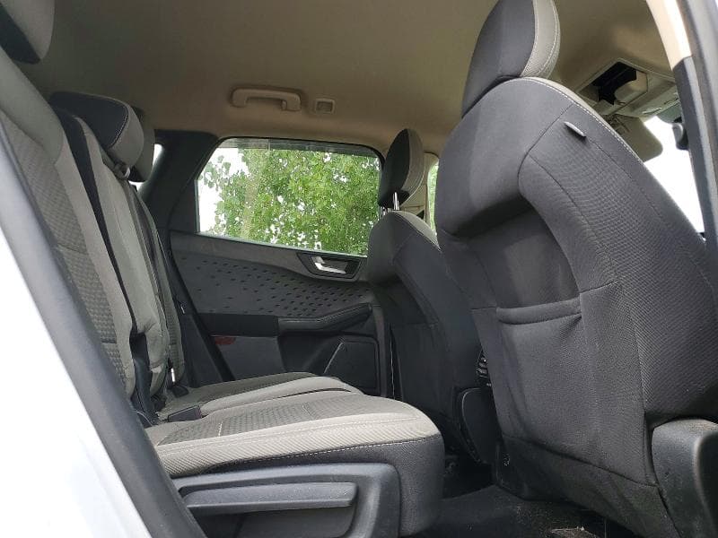 2020 FORD ESCAPE SE 11