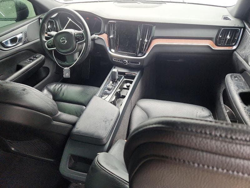 2023 VOLVO S60 PLUS 8