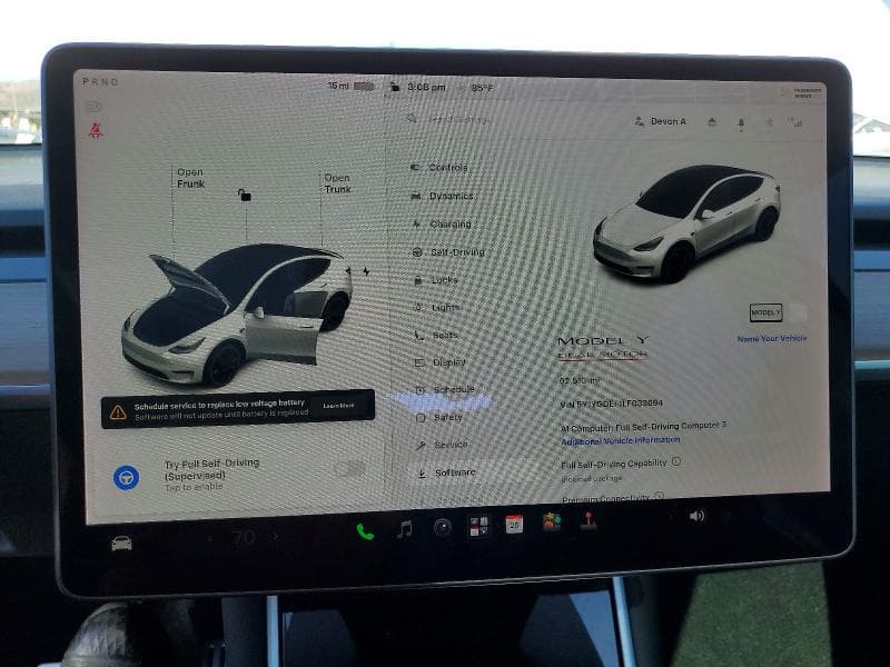 2020 TESLA MODEL Y 9