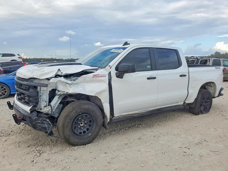 2026 CHEVROLET SILVERADO K1500 TRAIL BOSS CUSTOM