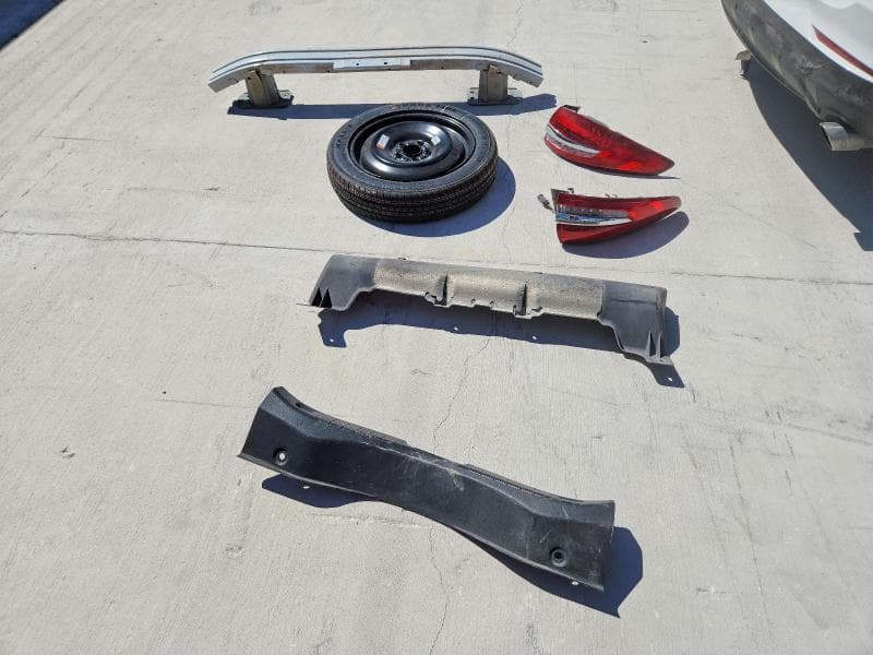 2019 FORD FUSION SE 12