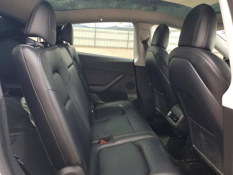 2022 TESLA MODEL Y 10