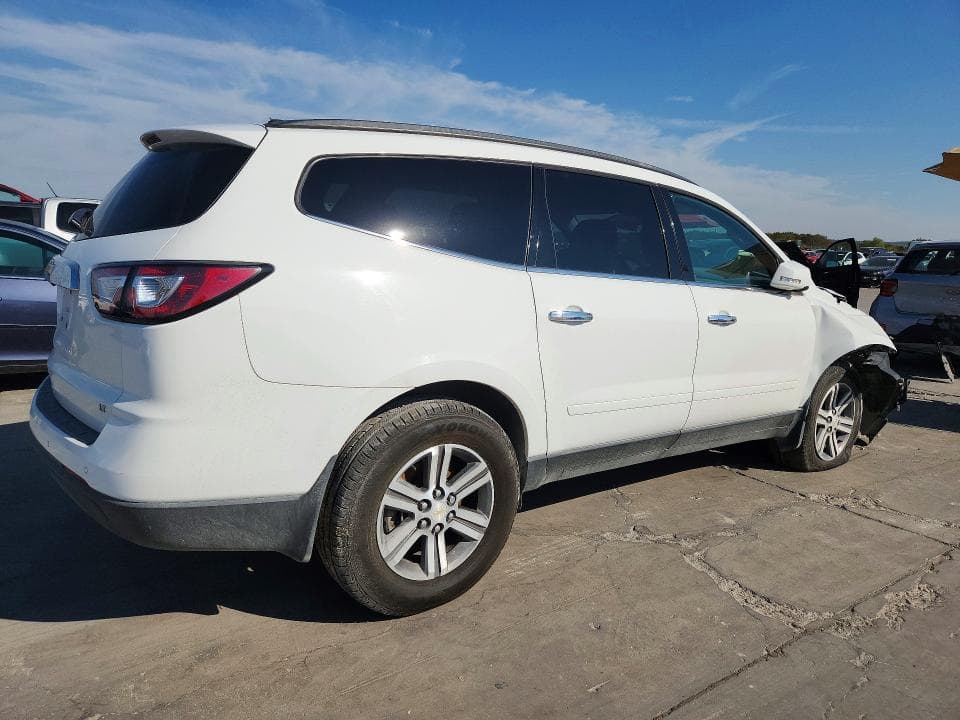 2017 CHEVROLET TRAVERSE LT 3