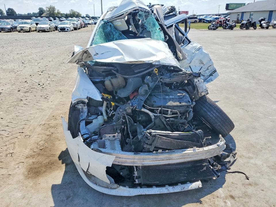 2018 CHRYSLER PACIFICA LIMITED 5