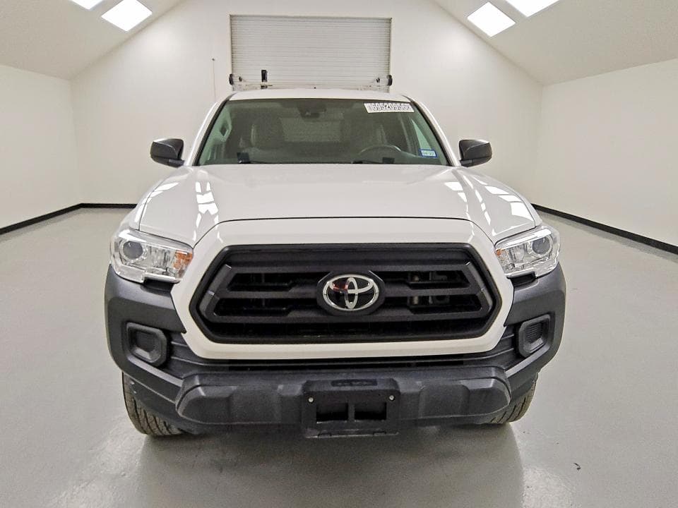 2022 TOYOTA TACOMA SR 5