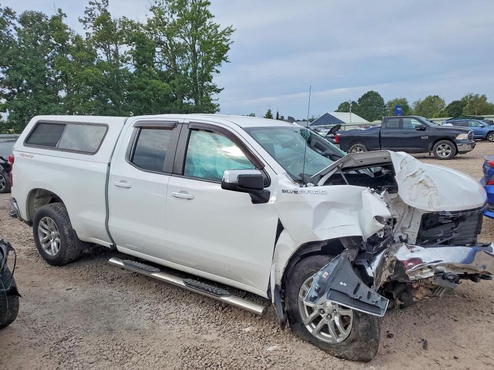 2020 CHEVROLET SILVERADO K1500 LT 4