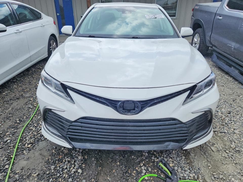 2024 TOYOTA CAMRY LE 5