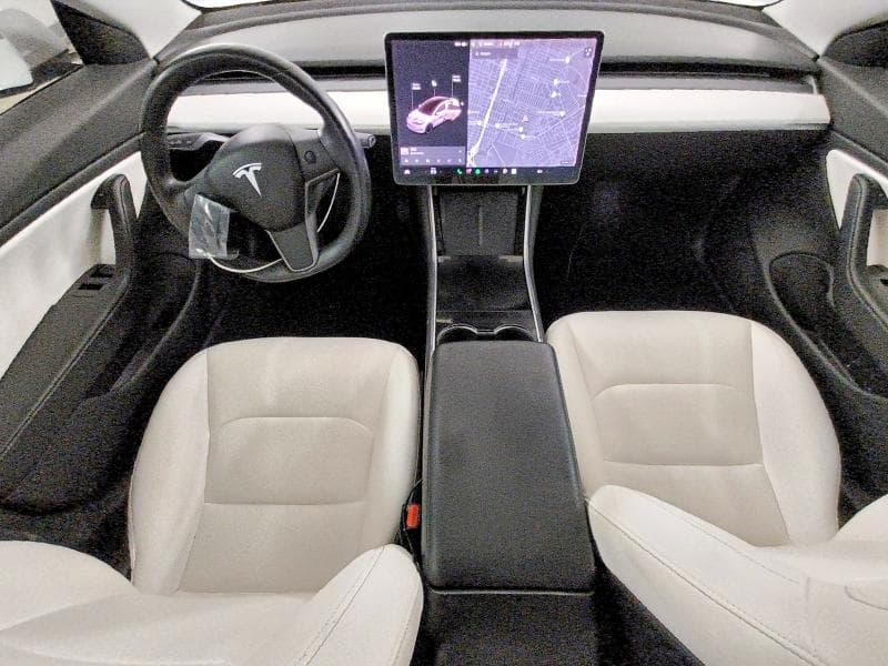 2018 TESLA MODEL 3 8