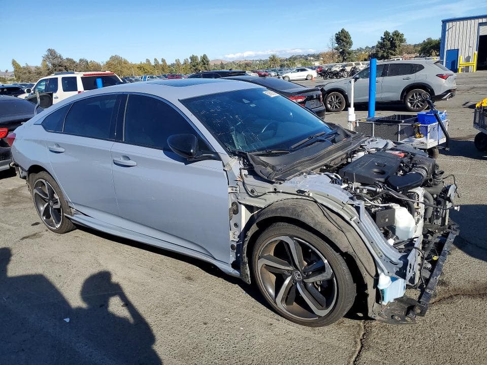 2022 HONDA ACCORD 4