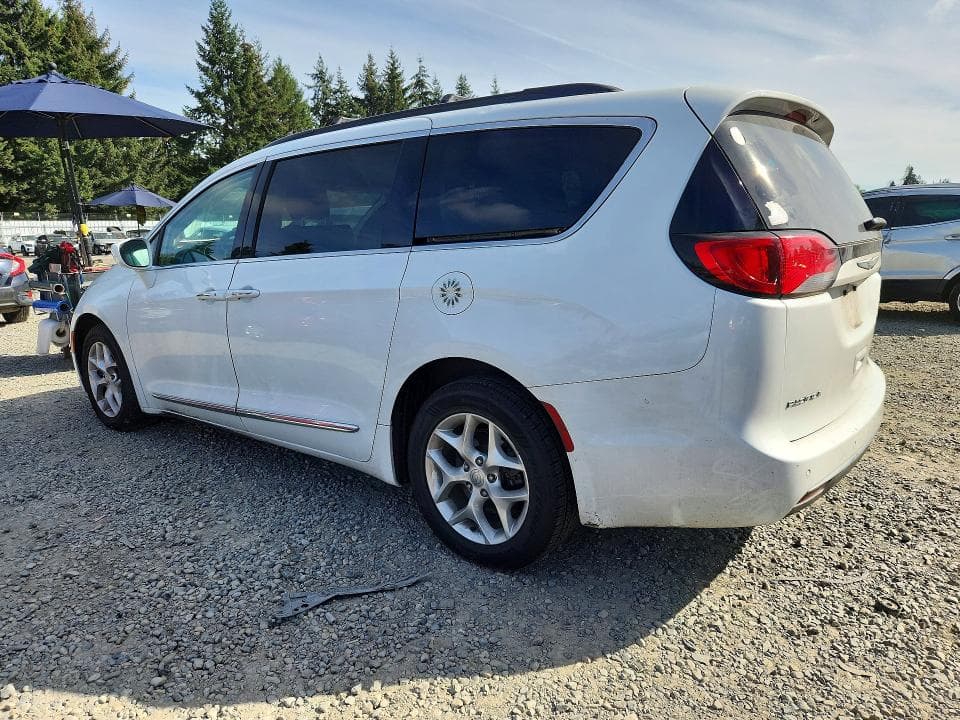 2017 CHRYSLER PACIFICA TOURING L 2