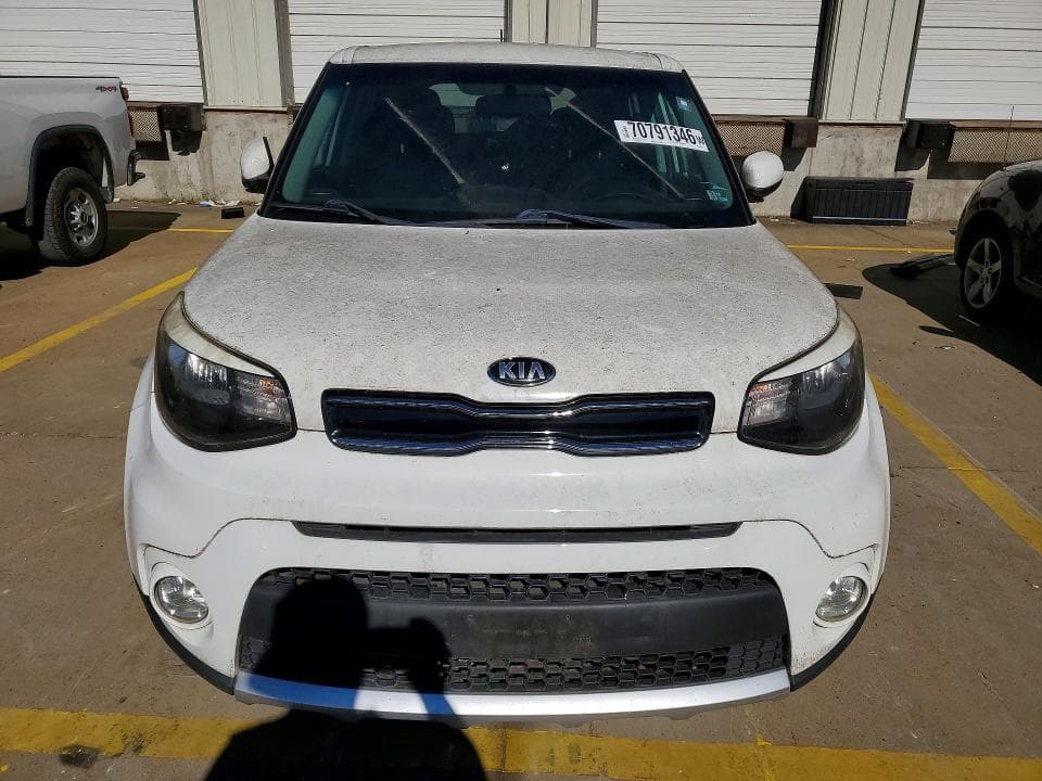 2018 KIA SOUL + 5