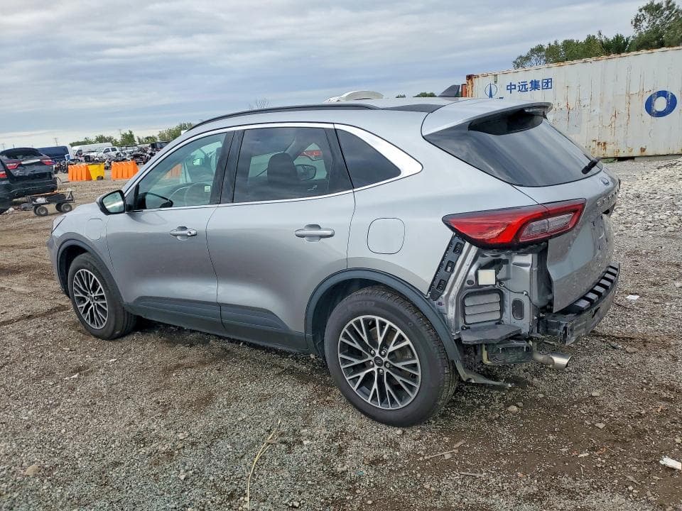 2024 FORD ESCAPE 2