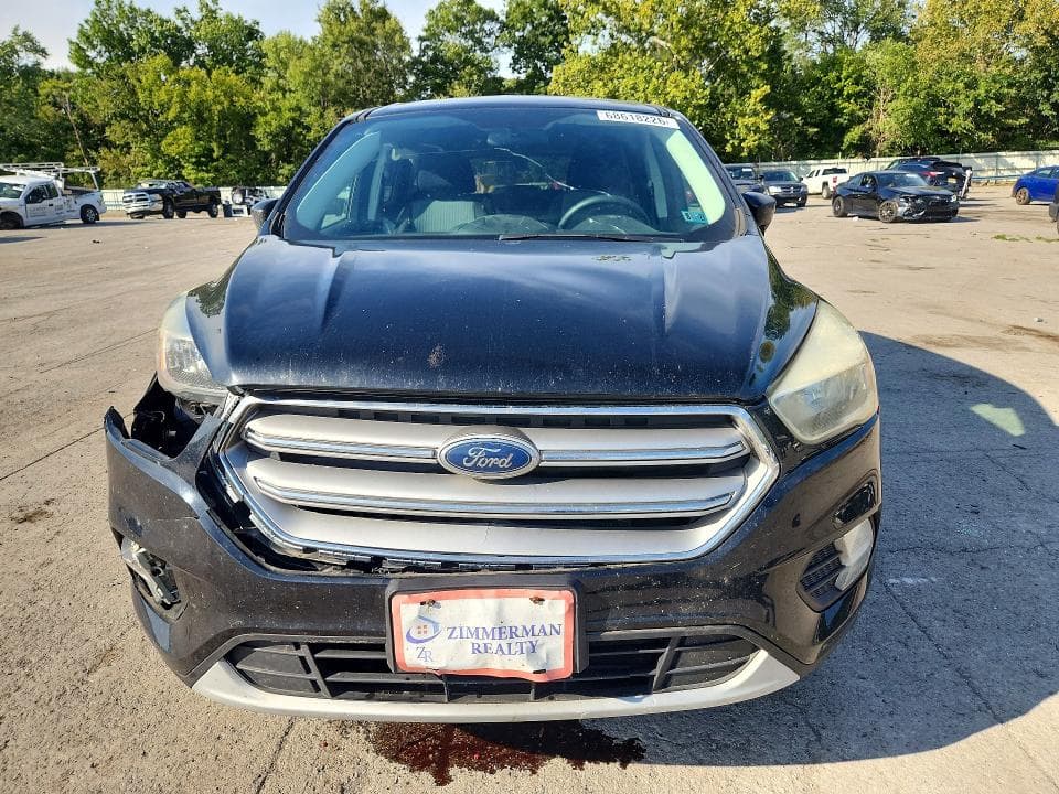 2017 FORD ESCAPE SE 5