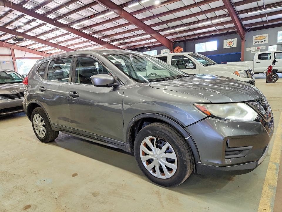 2017 NISSAN ROGUE S 4