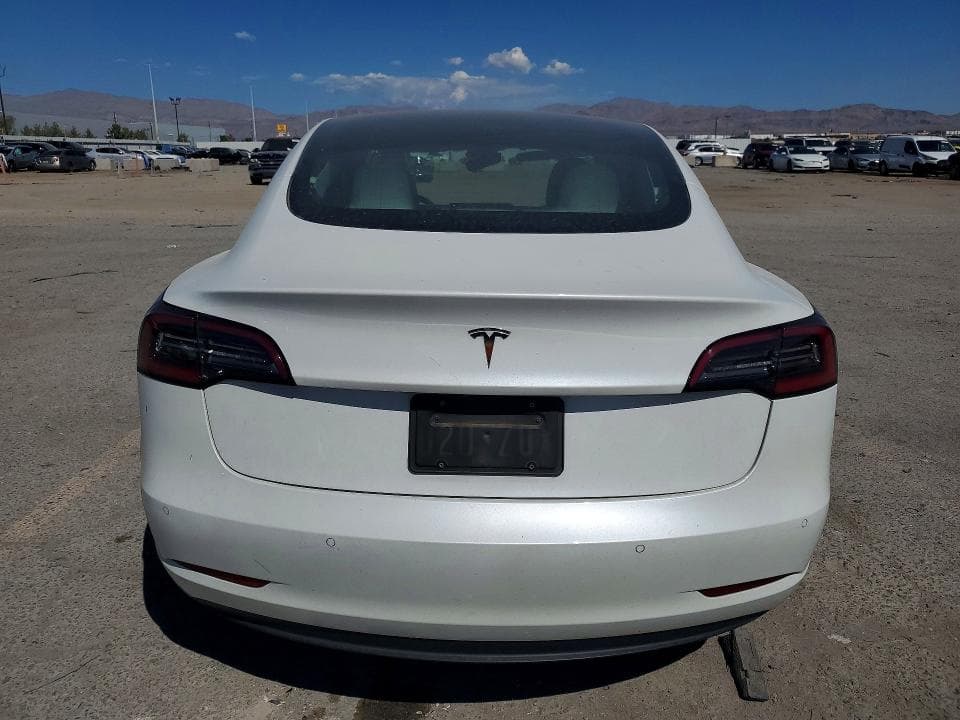 2021 TESLA MODEL 3 6