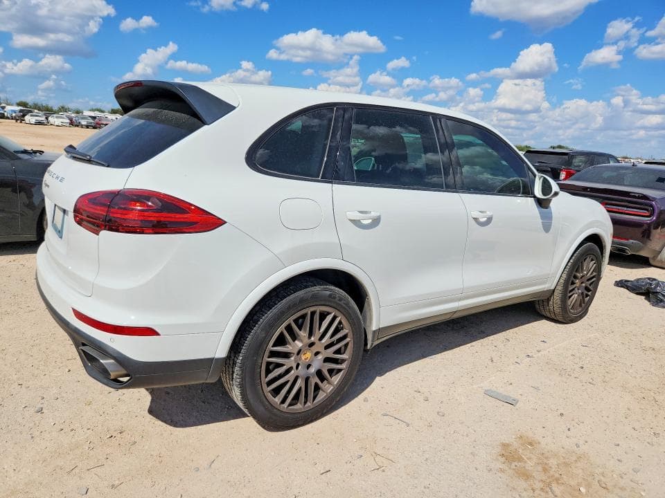 2017 PORSCHE CAYENNE 3