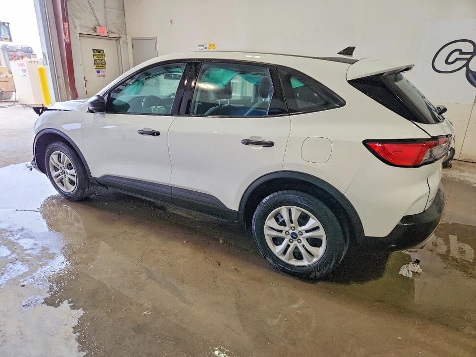 2022 FORD ESCAPE S 2