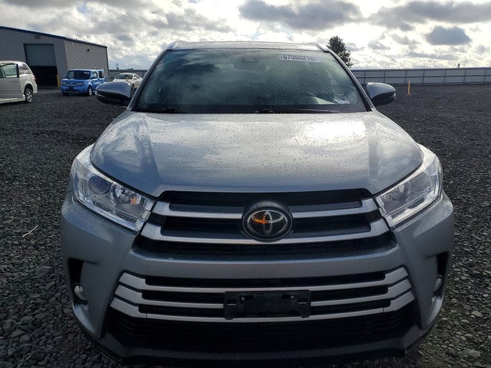 2017 TOYOTA HIGHLANDER XLE 5