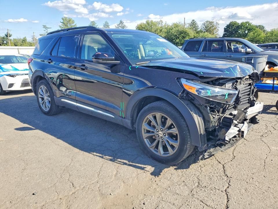 2023 FORD EXPLORER XLT 4