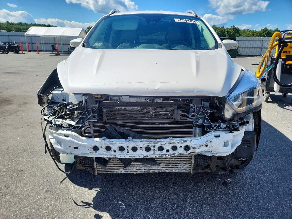2019 FORD ESCAPE TITANIUM 5