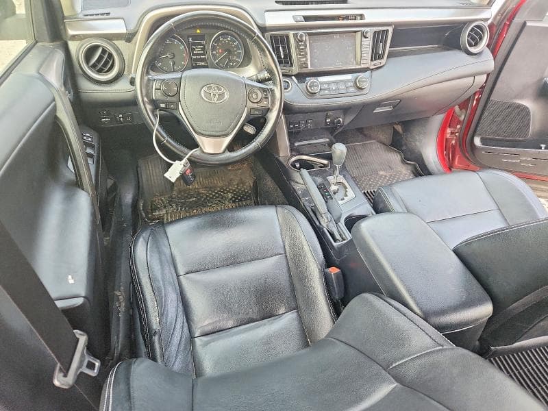 2018 TOYOTA RAV4 XLE 8