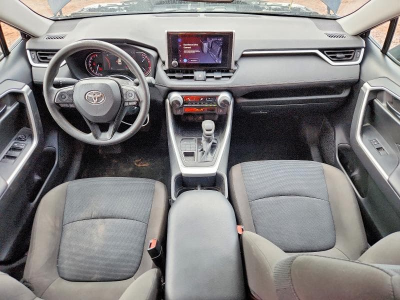 2023 TOYOTA RAV4 LE 8