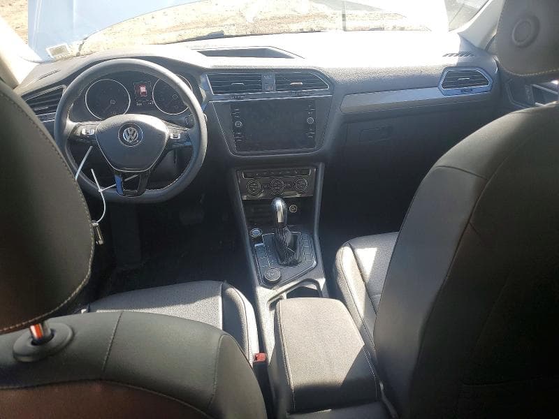 2021 VOLKSWAGEN TIGUAN SE 8