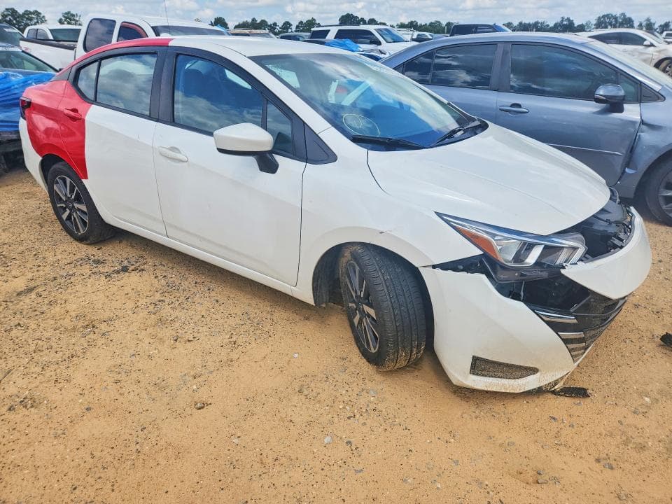 2023 NISSAN VERSA SV 4