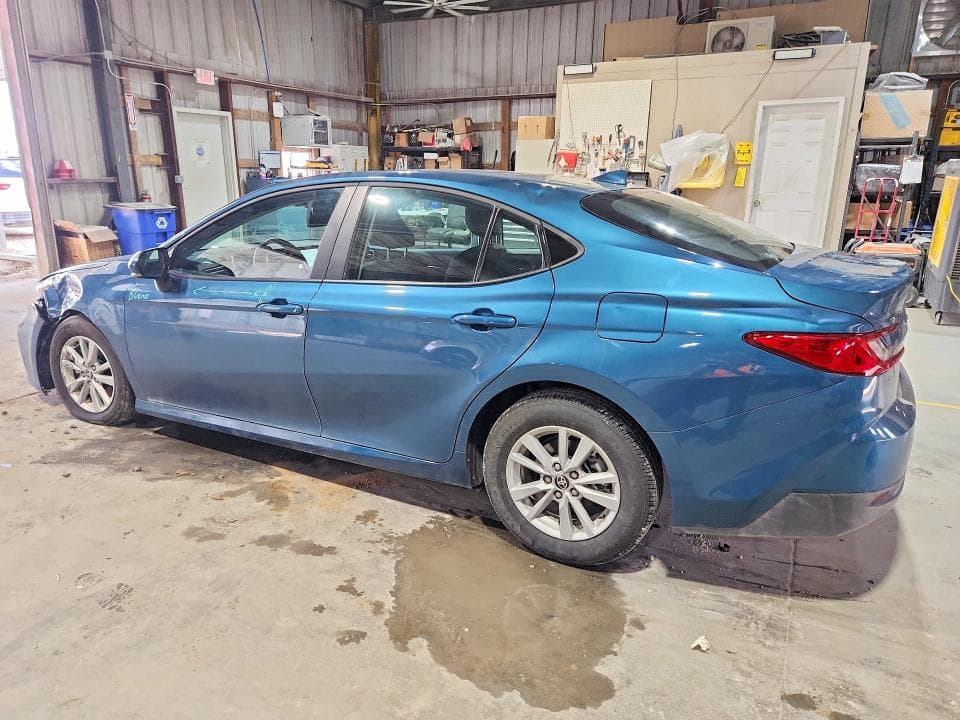 2026 TOYOTA CAMRY LE 2