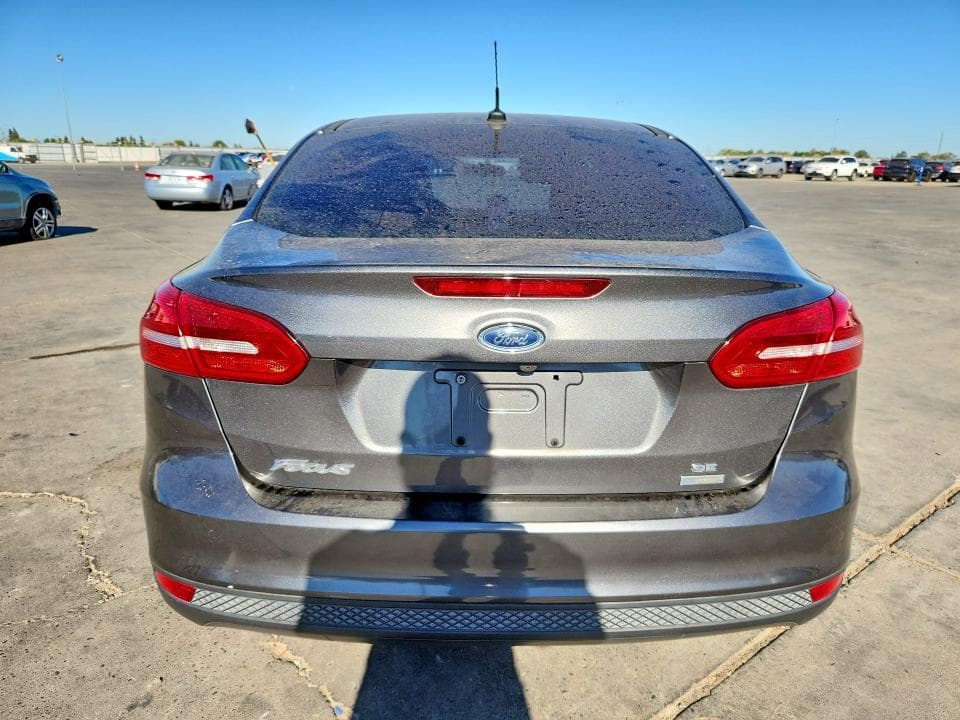 2018 FORD FOCUS SE 6