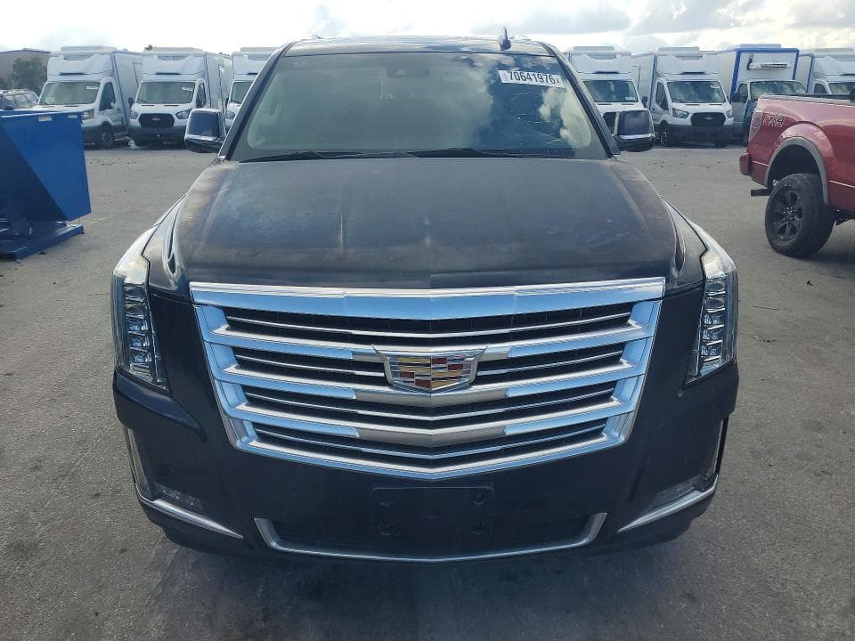 2020 CADILLAC ESCALADE ESV LUXURY 5