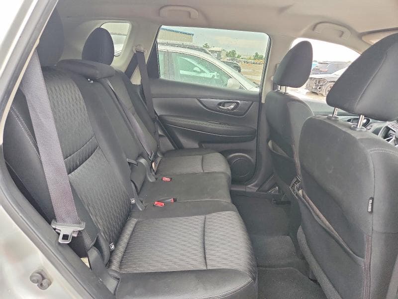 2019 NISSAN ROGUE SV 11