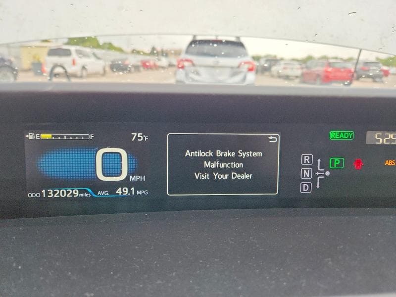 2017 TOYOTA PRIUS TWO 9