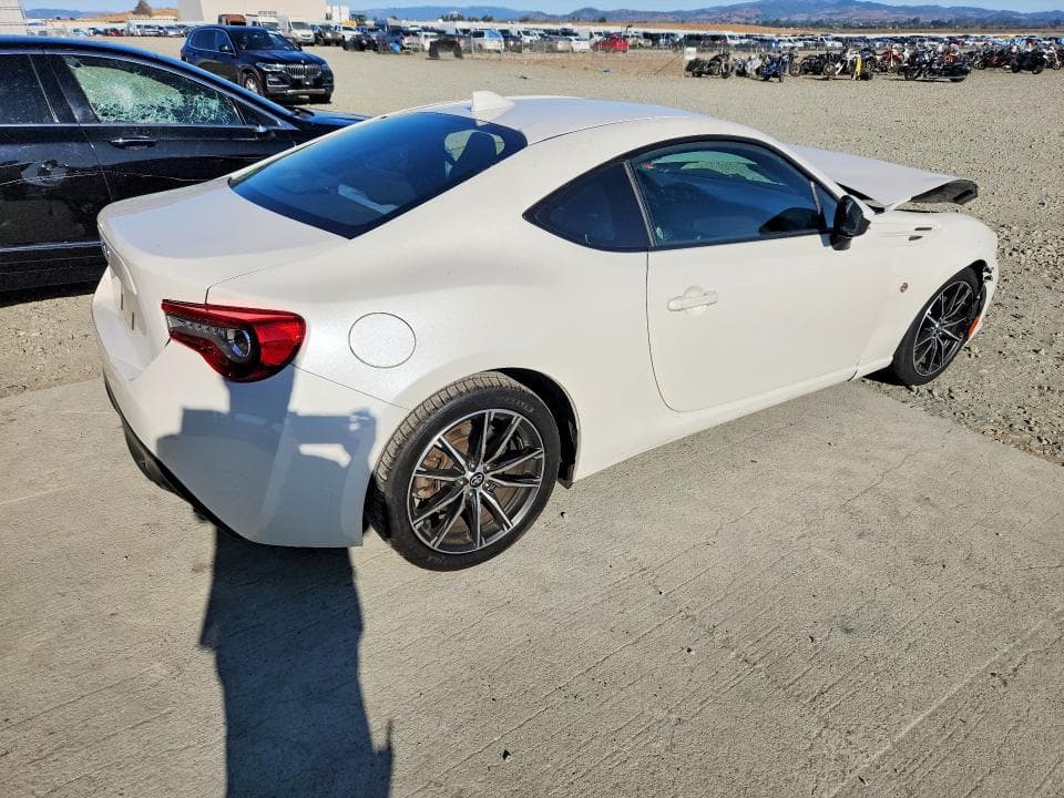 2017 TOYOTA 86 BASE 3