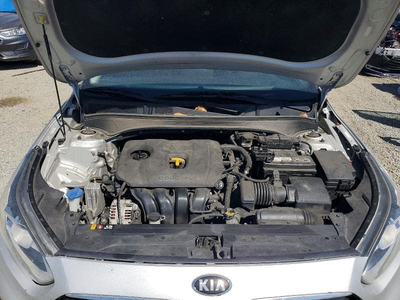 2019 KIA FORTE S 11